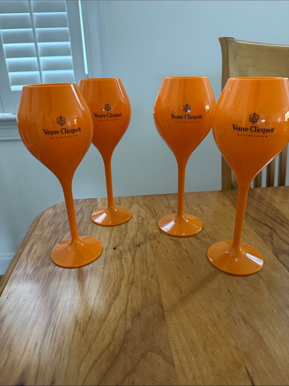 Veuve Clicquot Sunray Icebucket with 4 Goblets